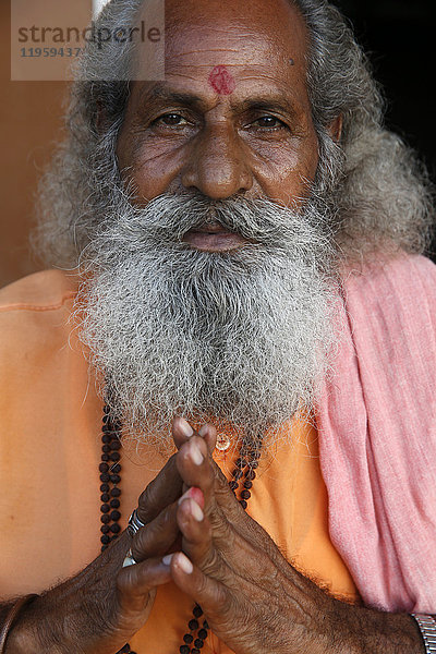 Indischer Sadhu in Vrindavan  Uttar Pradesh  Indien  Asien