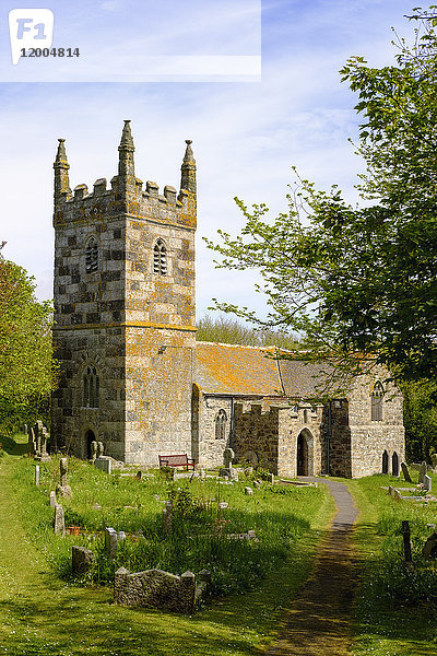 UK  England  Cornwall  Die Eidechse  Landewednack  St. Wynwallow's Kirche