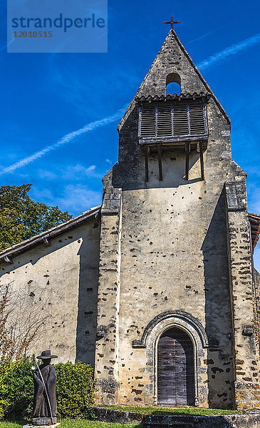 Frankreich  Landes  Regionaler Naturpark Landes de Gascogne  Moustey  alte Kirche Notre-Dame (Jakobsweg)