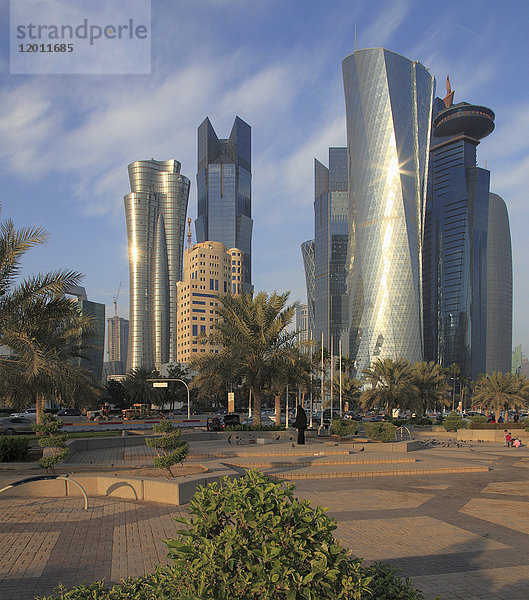 Katar  Doha  West Bay  Geschäftsviertel  Skyline  Al Corniche