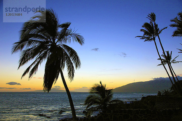 Hawaii  Maui  Kihei  Kamaole Beach  Sonnenuntergang
