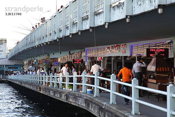 Türkei  Istanbul  Galata-Brücke