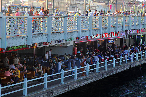 Türkei  Istanbul  Galata-Brücke