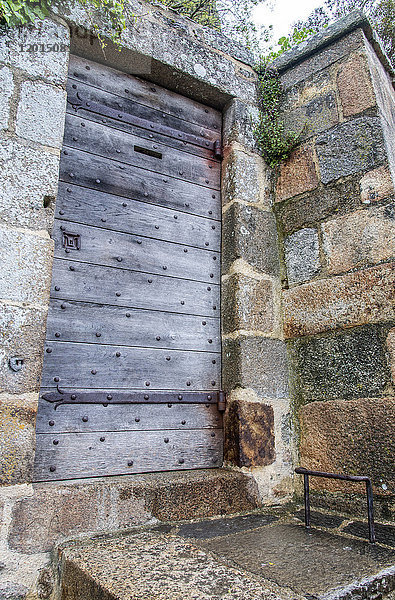 Normandie  Mont Saint Michel  Tür in den Mauern (UNESCO-Welterbe) (auf dem Weg nach Santiago de Compostela)