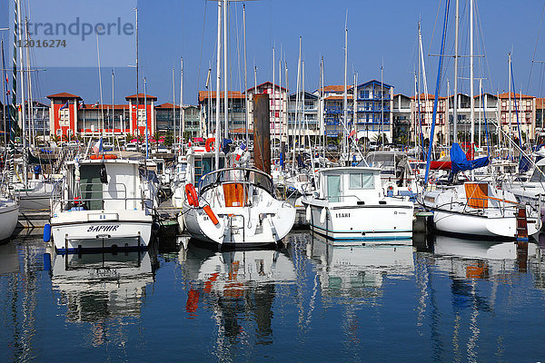 Frankreich  Aquitaine  Pyrenees Atlantiques (64)  Baskenland  Provinz Labourd  Hendaye  Port-Henday (Hafen)