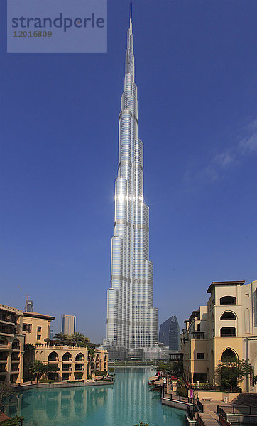 Vereinigte Arabische Emirate  Dubai  Burj Khalifa  höchstes Gebäude der Welt