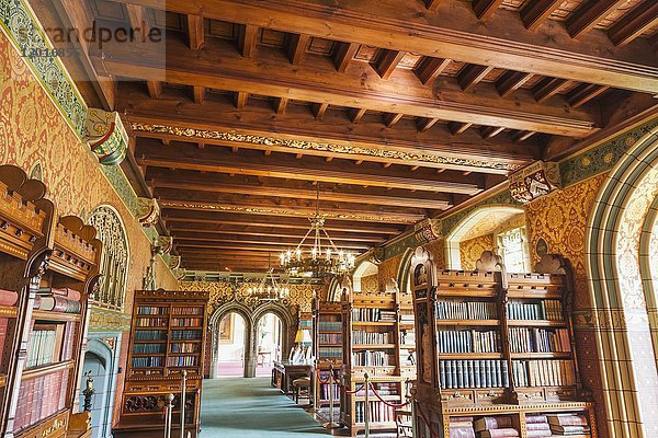 Wales  Cardiff  Schloss Cardiff  Die Bibliothek