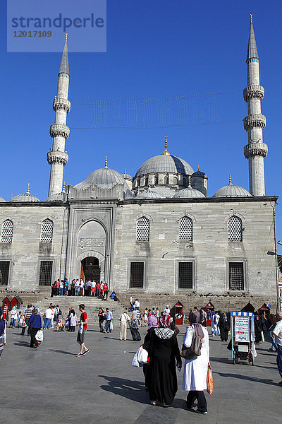 Türkei  Istanbul (Stadtbezirk Fatih) Viertel Eminonu  die neue Moschee (Yeni camii)