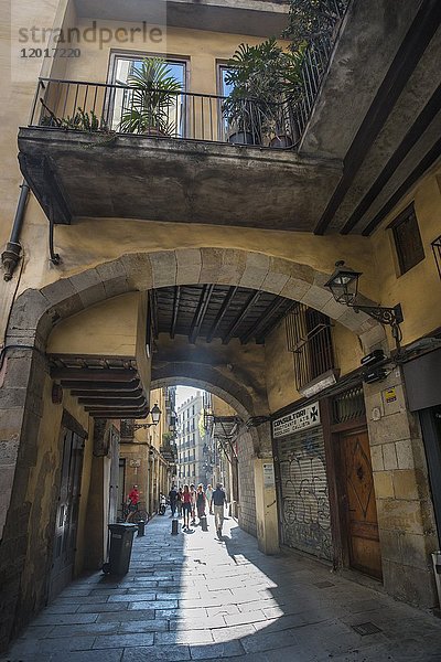 Spanien  Barcelona Stadt  Straße der Altstadt  Straße Canvis Vells