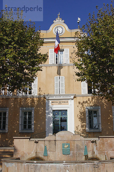 Frankreich  Departement Var  Stadt Cogolin  das Rathaus