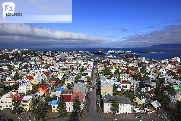 Island  Reykjavik. Stadtzentrum. Die Dächer