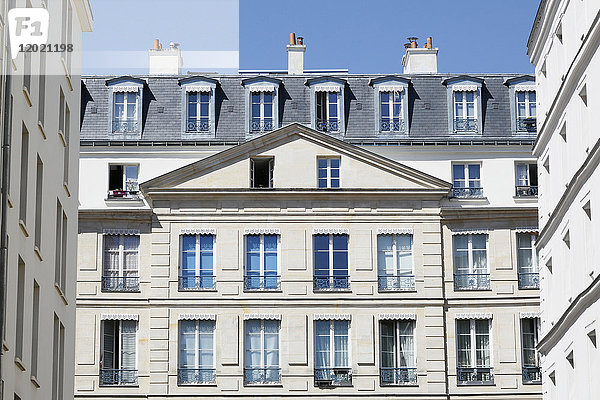 Paris  1. Arrondissement  Rue de la Ferronnerie. Fassade eines Wohngebäudes.