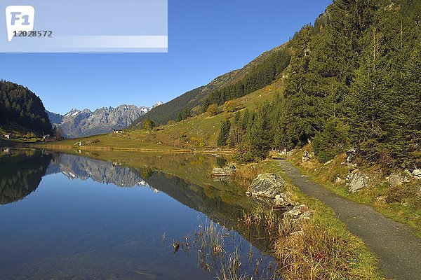 Golzernsee  Golzern  Maderanertal  Kanton Uri  Schweiz  Europa