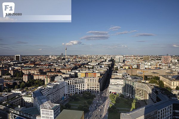 Stadtansicht in Richtung Osten  Blick vom Kollhoff-Turm  Berlin  Deutschland  Europa