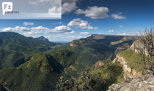 Panoramablick von Wonderview nach Lowfeld  Panoramastraße  Mpumalanga  Südafrika  Afrika