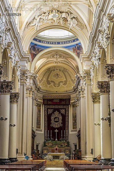 Vierung und Apsis  Kathedrale San Giovanni  Ragusa  UNESCO-Weltkulturerbe  Val di Noto  Provinca di Ragusa  Sizilien  Italien  Europa