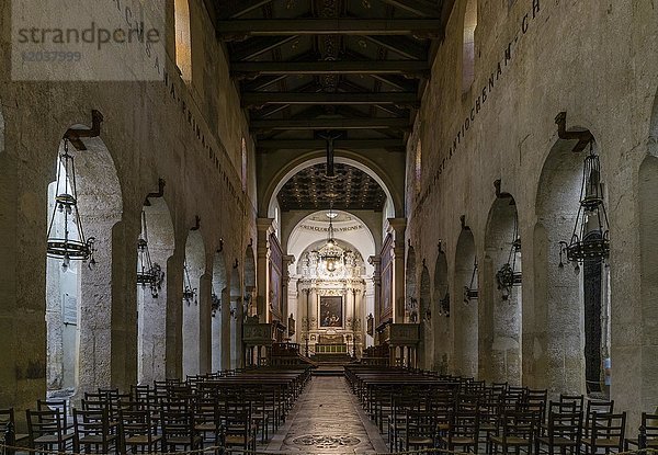 Hauptschiff  Kathedrale Duomo Santa Maria delle Colonne  Ortygia  Ortigia  UNESCO Weltkulturerbe  Syrakus  Siracusa  Sizilien  Italien  Europa