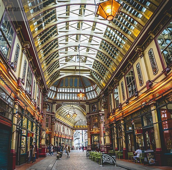 Überdachte Markthalle  Einkaufspassage Leadenhall Market  City of London  England  Großbritannien  Europa