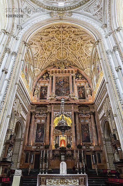Hauptaltar der Catedral  Barock  Mezquita  Kathedrale  Mezquita-Catedral de Córdoba  Cordoba  UNESCO Weltkulturerbe  Andalusien  Spanien  Europa