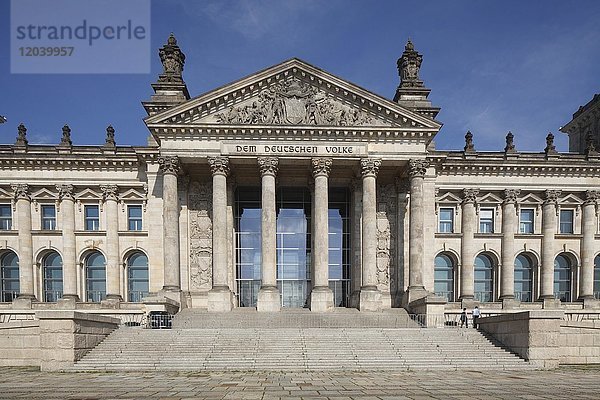 Reichstagsgebäude  Berlin  Deutschland  Europa