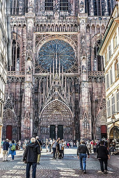 Fassade  Kathedrale Notre-Dame  Straßburg  Elsass  Departement Bas-Rhin  Frankreich  Europa