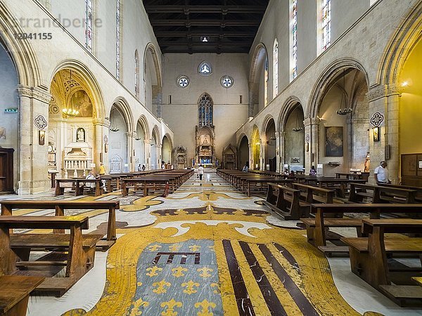 Kirchenschiff  Kirche Chiesa di Gesù Redentore e San Ludovico d'Angiò  Neapel  Kampanien  Italien  Europa