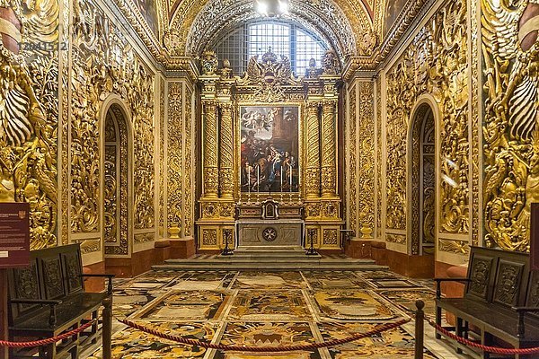 Prunkvolle Kapelle  Innenraum der römisch-katholischen St. John?s Co-Cathedral  Valletta  Malta  Europa