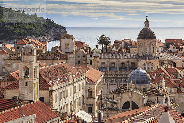 Historische Altstadt  Kathedrale  St. Blaise Kirche  Uhrenturm und Rektorenpalast  Dubrovnik  UNESCO Weltkulturerbe  Kroatien  Europa