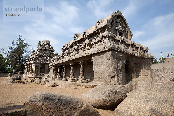 Teil des Pancha Rathas Monumentenkomplexes aus dem 7. Jahrhundert  Mahaballipuram  UNESCO-Weltkulturerbe  Tamil Nadu  Indien  Asien