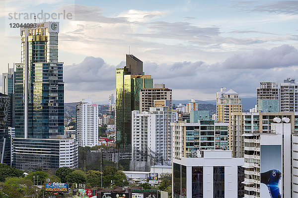 Skyline der Stadt  Panama-Stadt  Panama  Mittelamerika