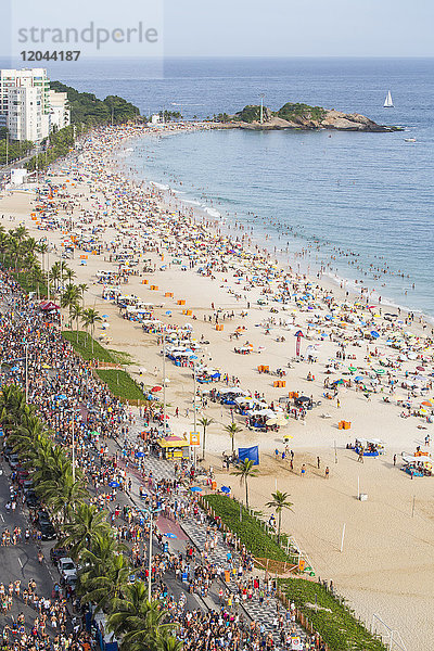 Ipanema Beach  Straßenkarneval  Rio de Janeiro  Brasilien  Südamerika