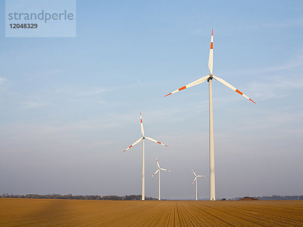 Windturbinen  Nordrhein-Westfalen  Deutschland