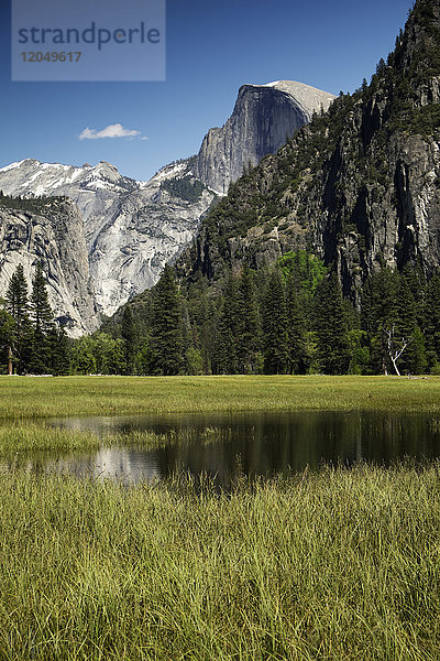 Half Dome im Yosemite-Nationalpark in Kalifornien  USA