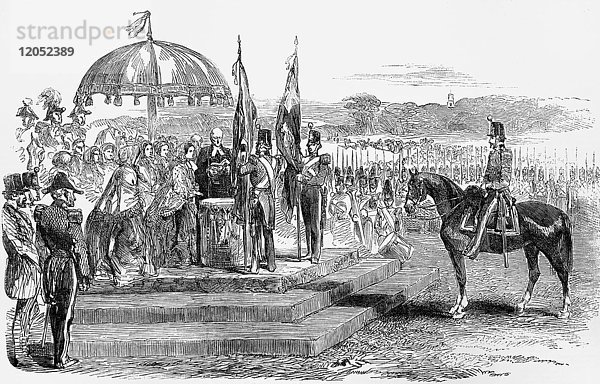 The Illustrated London News Radierung von 1854.Präsentation der neuen Farben für die Miliz von South Lincoln in Grantham. Pferde und Soldaten am Monument