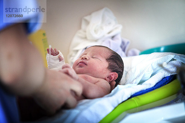 Reportage in einer Neugeborenenstation des Levels 2 in einem Krankenhaus in Haute-Savoie  Frankreich.