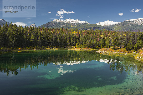 Vierter See des Fünf-Seen-Wegs  Jasper-Nationalpark  UNESCO-Welterbe  Kanadische Rocky Mountains  Alberta  Kanada  Nordamerika