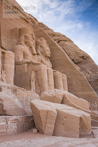 Der Große Tempel (Tempel von Ramses II)  Abu Simbel  UNESCO-Weltkulturerbe  Ägypten  Nordafrika  Afrika