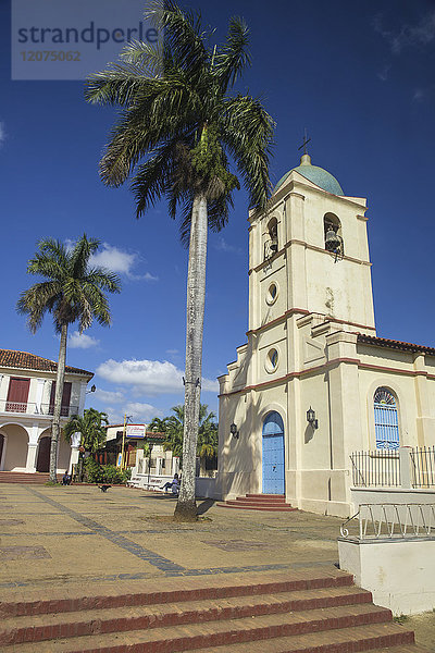 Kirche am zentralen Platz  Stadt Vinales  Vinales  Provinz Pinar del Rio  Kuba  Westindien  Karibik  Mittelamerika