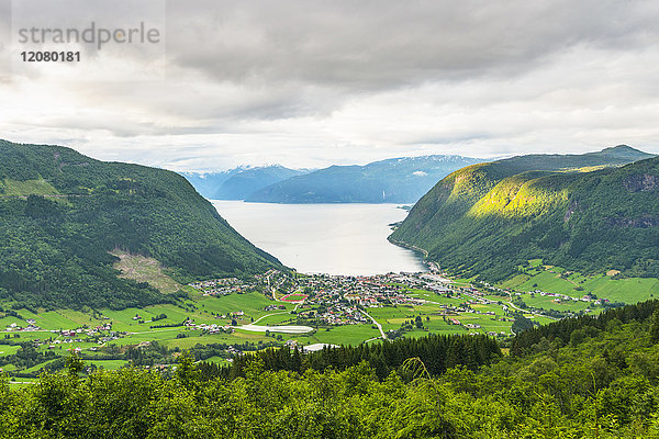 Norwegen  Sogn og Fjordane  am Sognefjord