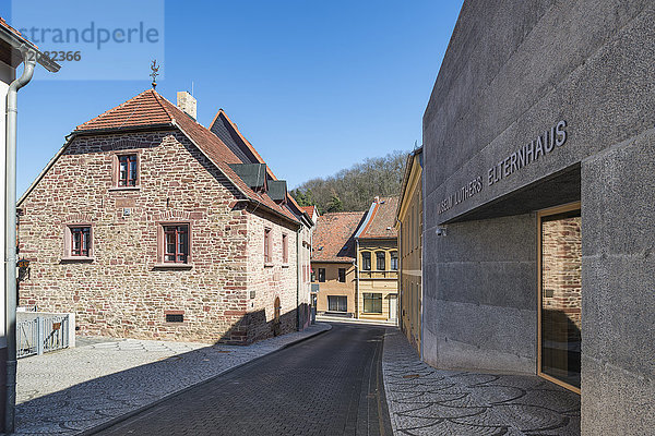 Deutschland  Mansfeld  Blick auf Luther-Elternhaus und Museum