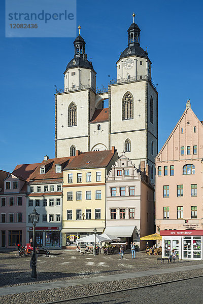 Deutschland  Lutherstadt Wittenberg  Blick auf Marienkirche am Marktplatz
