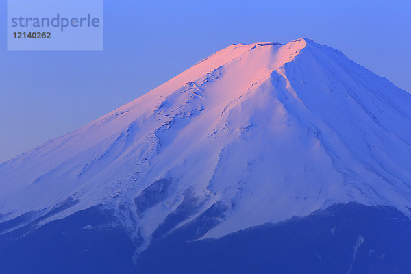 Schöne Aussicht auf den Berg Fuji  Präfektur Yamanashi  Japan