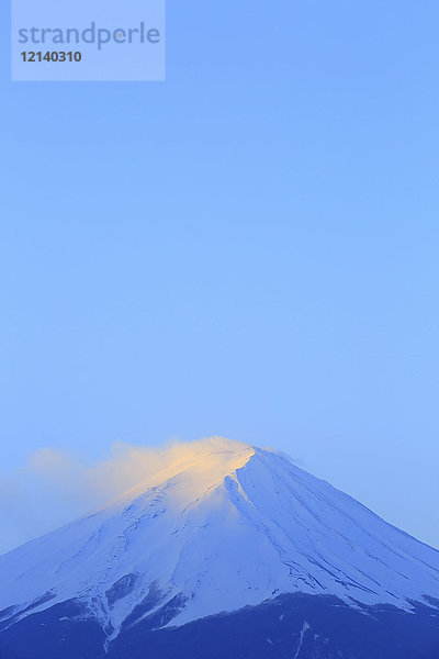 Schöne Aussicht auf den Berg Fuji  Präfektur Yamanashi  Japan