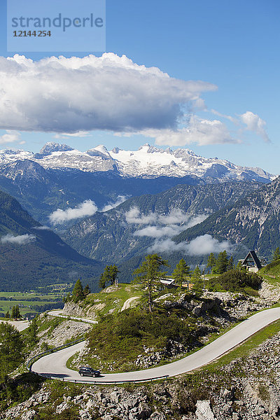 Österreich  Steiermark  Salzkammergut  Ausseerland  Blick von der Loser Panoramastraße nach Dachstein