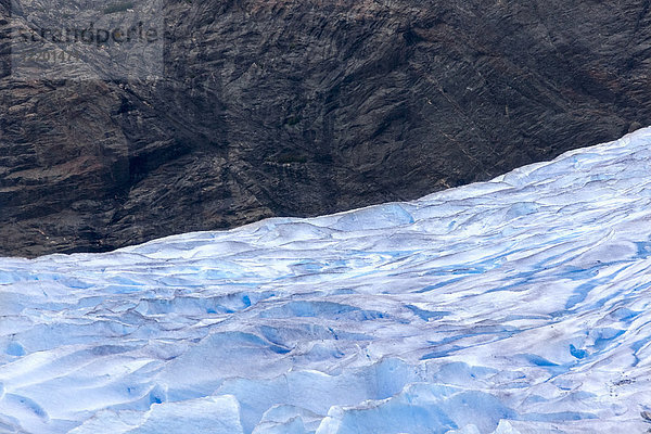 USA  Alaska  Juneau  Mendenhall-Gletscher  Felsen