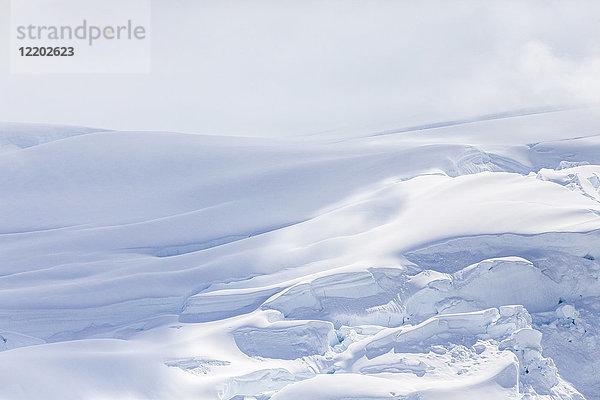 USA  Alaska  Luftaufnahme des Ruth-Gletschers  schneebedeckt