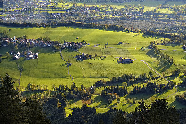 Deutschland  Bayern  Oberbayern  Wackersberg  Ansicht von Blomberg