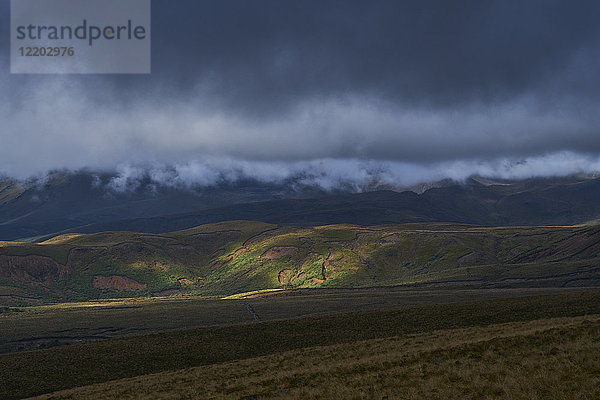 Neuseeland  Nordinsel  Tongariro Nationalpark  Vulkanlandschaft