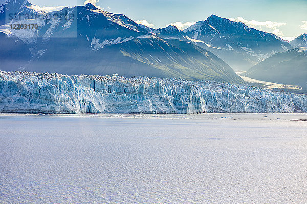 USA  Alaska  St. Elias Mountains und Yukon  Hubbard Gletscher