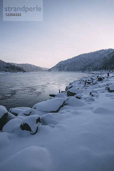 Russland  Oblast Amur  Fluss Bureya im Winter